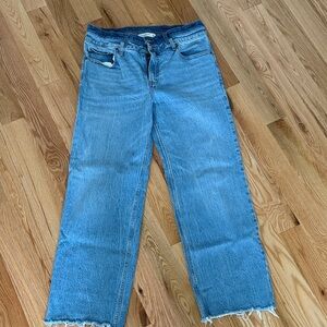 Abercrombie & Fitch “The ‘90s Relaxed Jean High Rise”